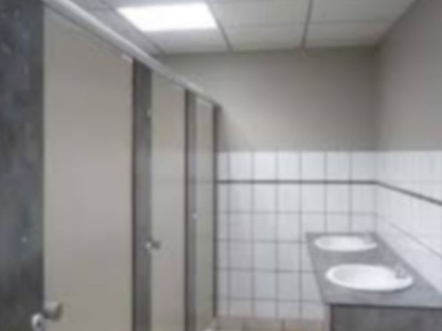 L'espace sanitaire et lavomatique